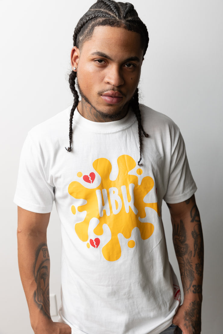 HBK Club T-Shirt In White With Yellow Splastter